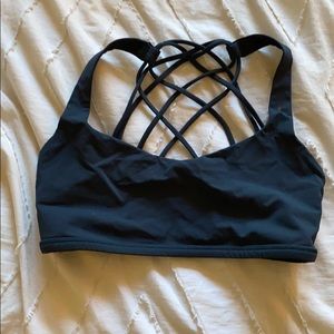 Lululemon free to be